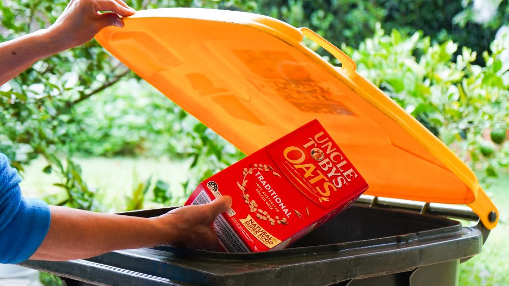 Uncle Toby's Traditional Oats - kerbside recyclable.
More than 80% of Australia’s top food brands feature packaging that cannot be recycled at home via kerbside collection, according to a new survey by WWF-Australia.