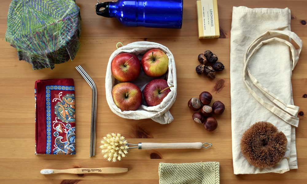 Plastic free and zero waste products. Image by RikaC from Pixabay