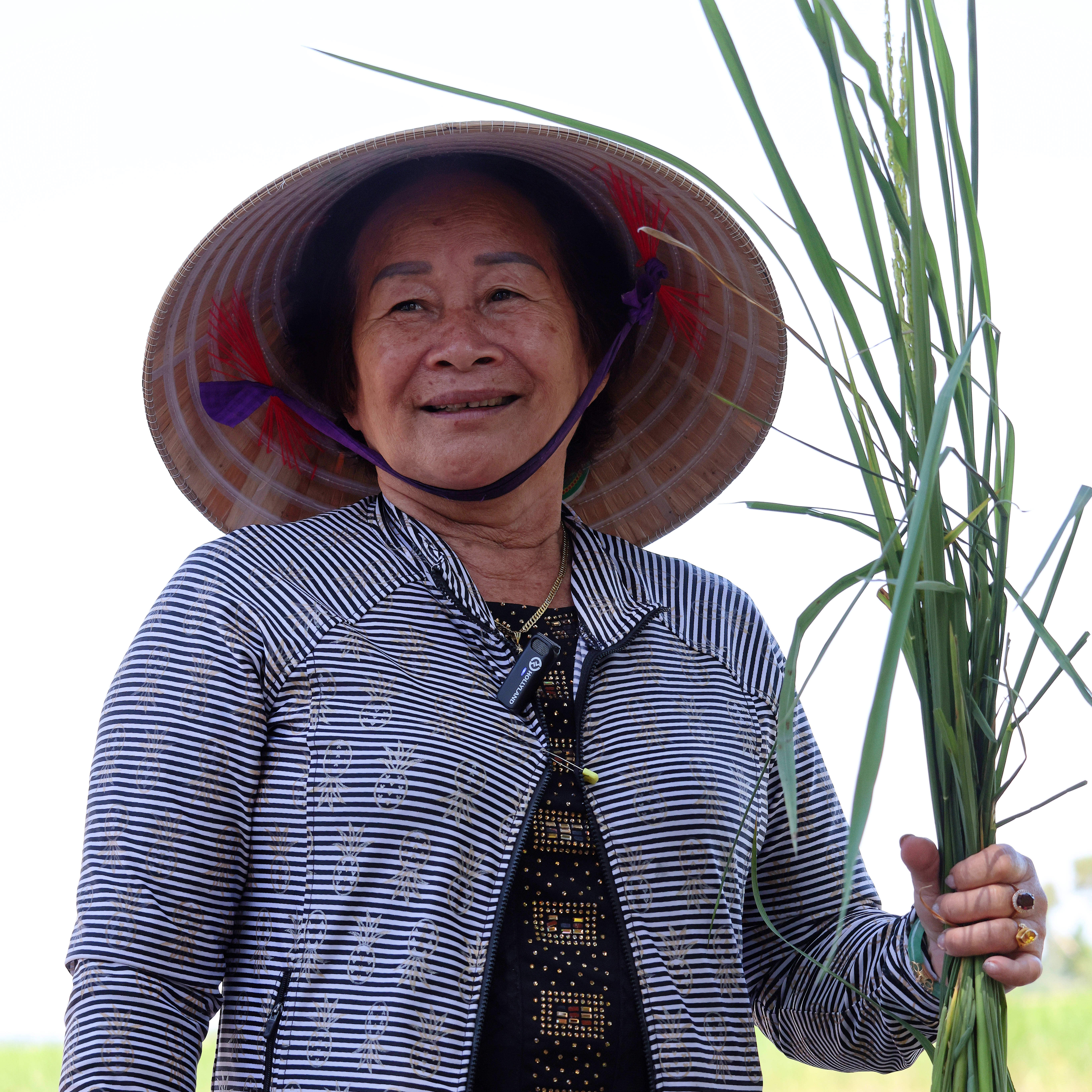 Ms Be, Floating rice farmer in Long An